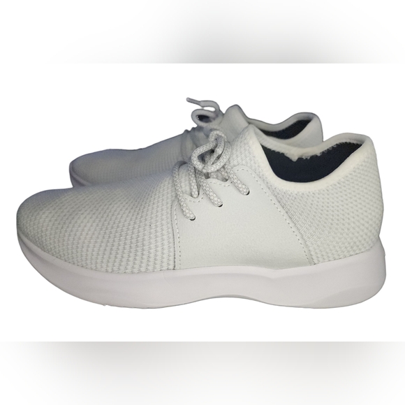 Vessi Everyday Sneakers, Mens 8 - Picture 2 of 9